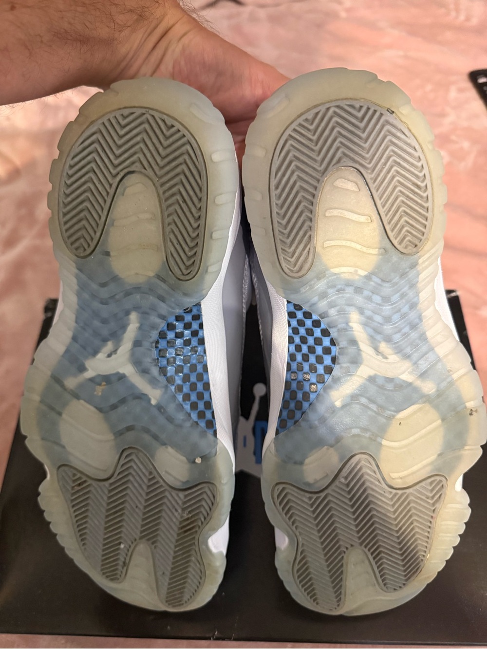 Jordan 11 low - Picture 4 of 7